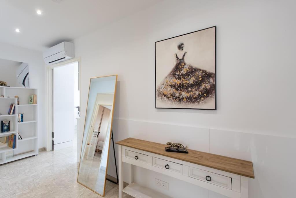 L28 Californie 1min Walk Sea 3bdr/ Ac & Balcony *