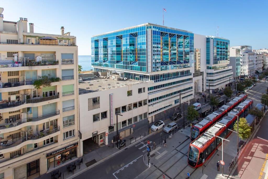 L28 Californie 1min Walk Sea 3bdr/ Ac & Balcony Apartment