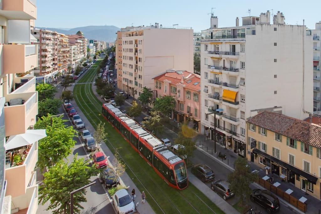 Apartment L28 Californie 1min Walk Sea 3bdr/ Ac & Balcony Nizza