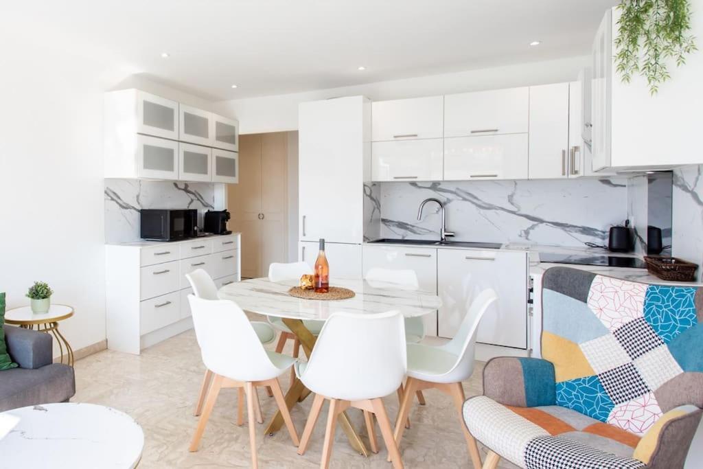 L28 Californie 1min Walk Sea 3bdr/ Ac & Balcony Nizza