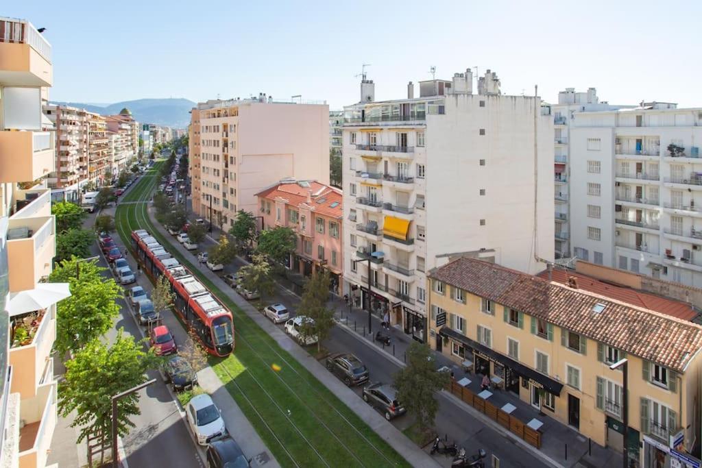 L28 Californie 1min Walk Sea 3bdr/ Ac & Balcony Nizza